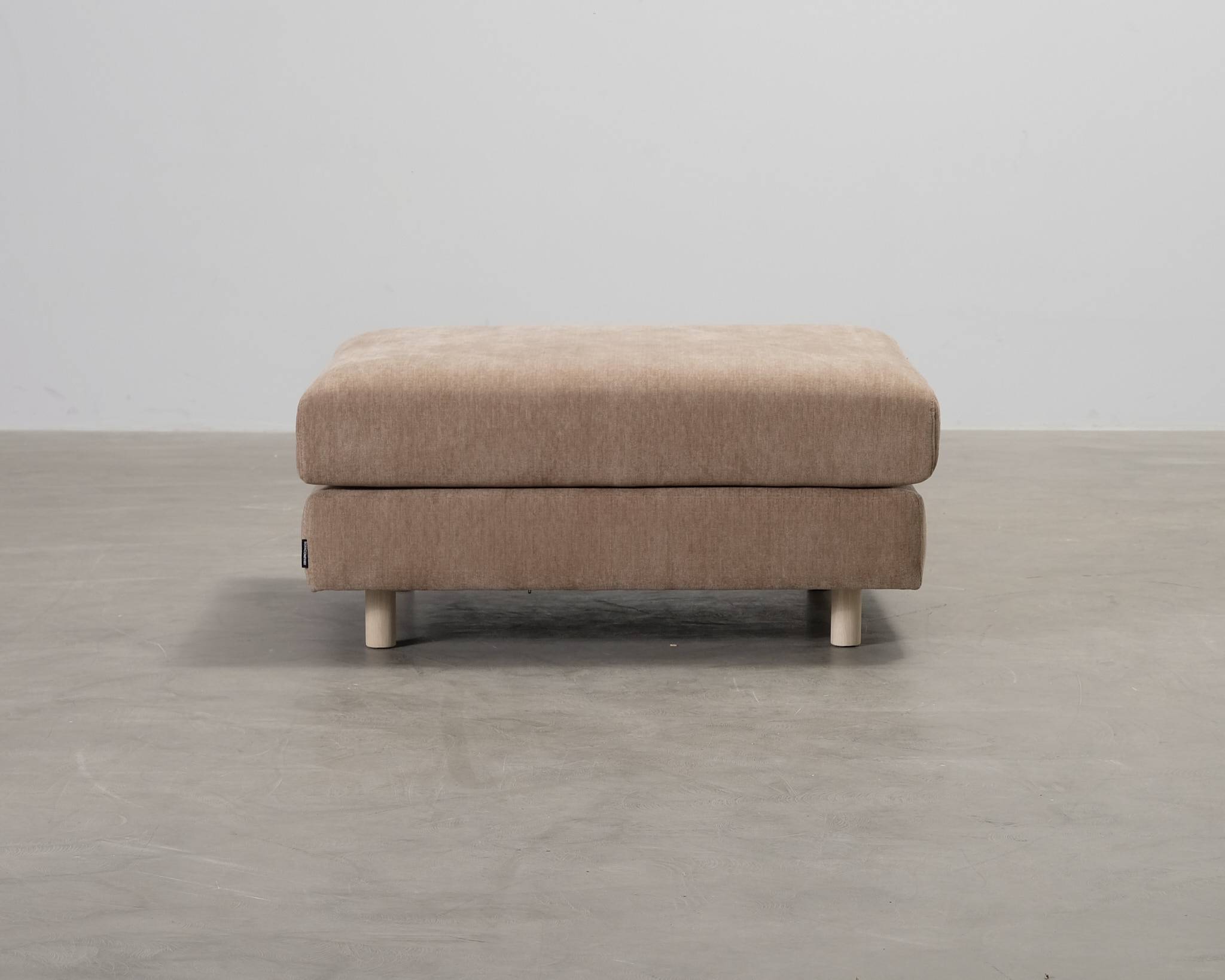 Sofacompany Douglas fotpall brun