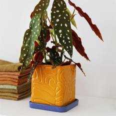Klevering Urtepotteskjuler 14x14cm. - Tribe Ochre