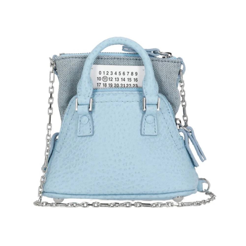 Maison Margiela Lyseblå Crossbody Taske i Pebbled Læder - Tasker - Dame - Blå - ONE SIZE - Læder