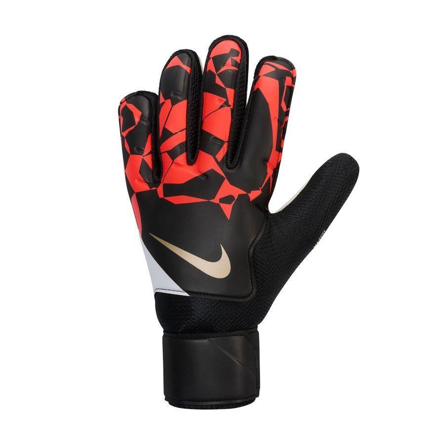 Nike Match.