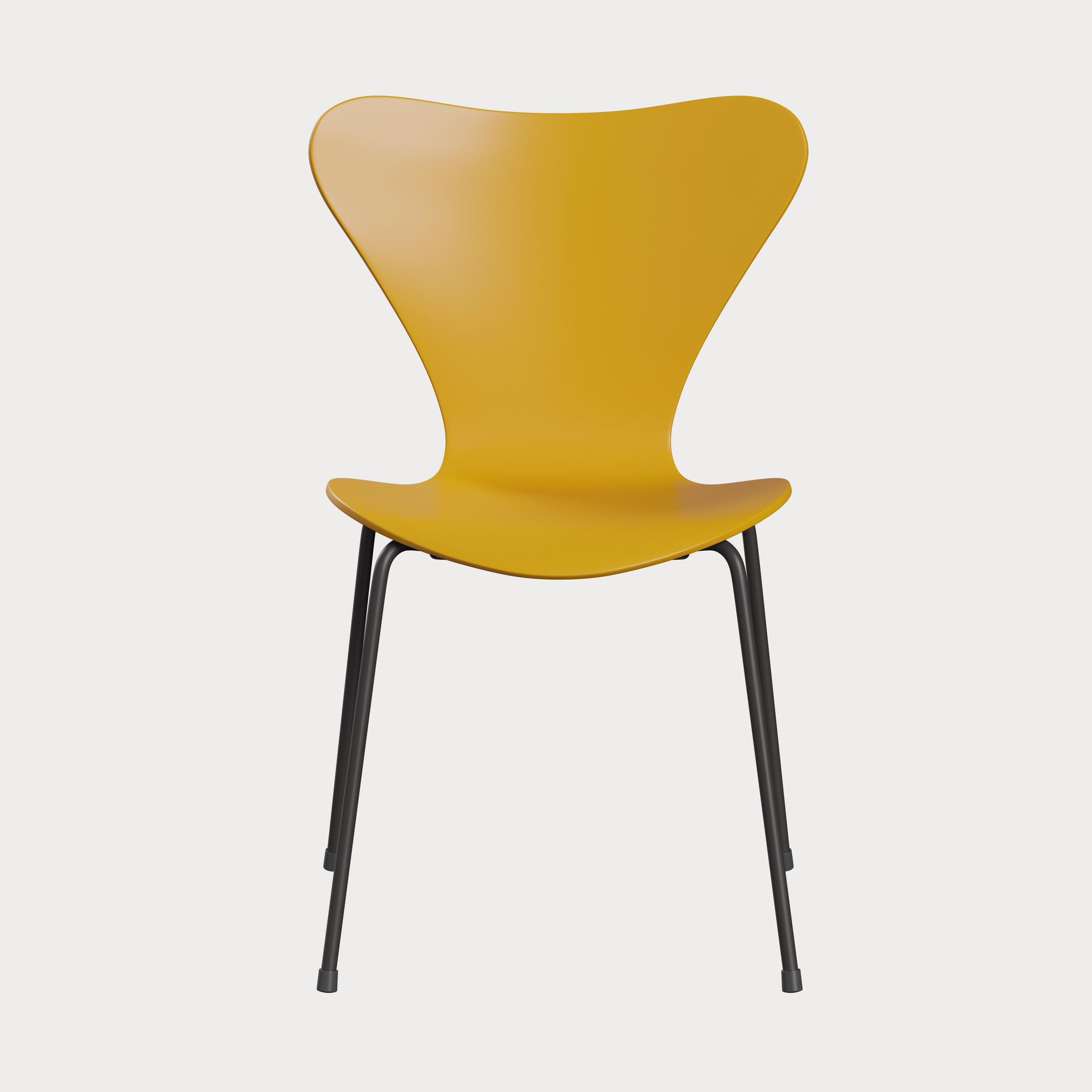 3107 Syver spisebordsstol, fuld farvelakeret fra Fritz Hansen.
