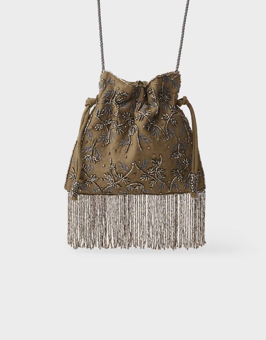 Stradivarius crossbody-taske med perler og frynser i khaki-Grøn - M
