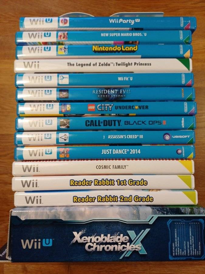 Wii U Spel, tillbehör samt defekt Wii U-konsol.