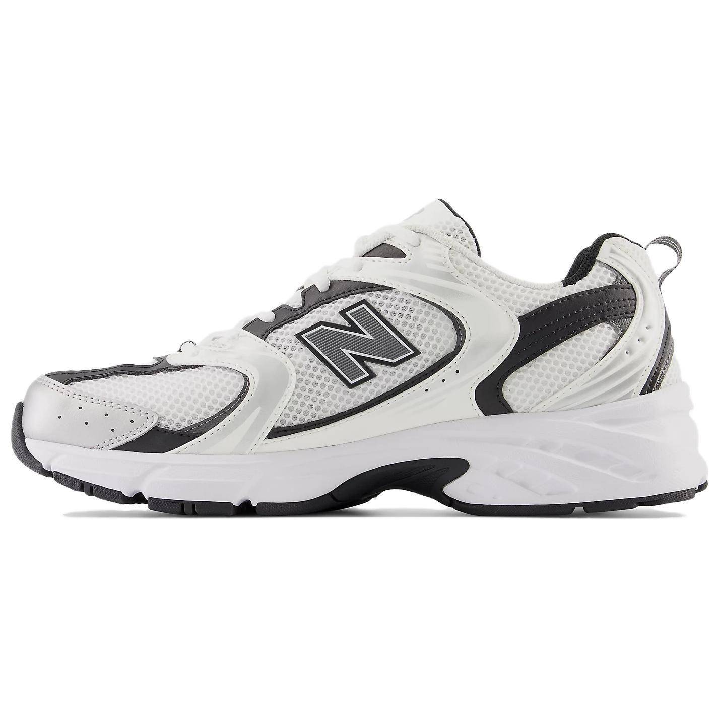 New Balance 530 Vit Silver Metallic Unisex Sneakers Svart MR530LB cm white