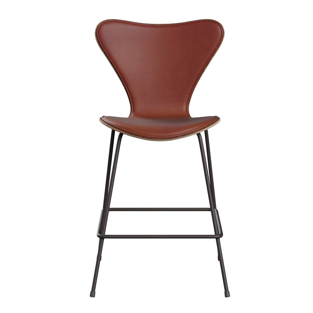 Fritz Hansen - 3187 lav barstol, naturfiner og forsidepolstret i Grace læder Valnød - Kastanjebrun læder - Warm Graphite stel - Jacobsen Plus