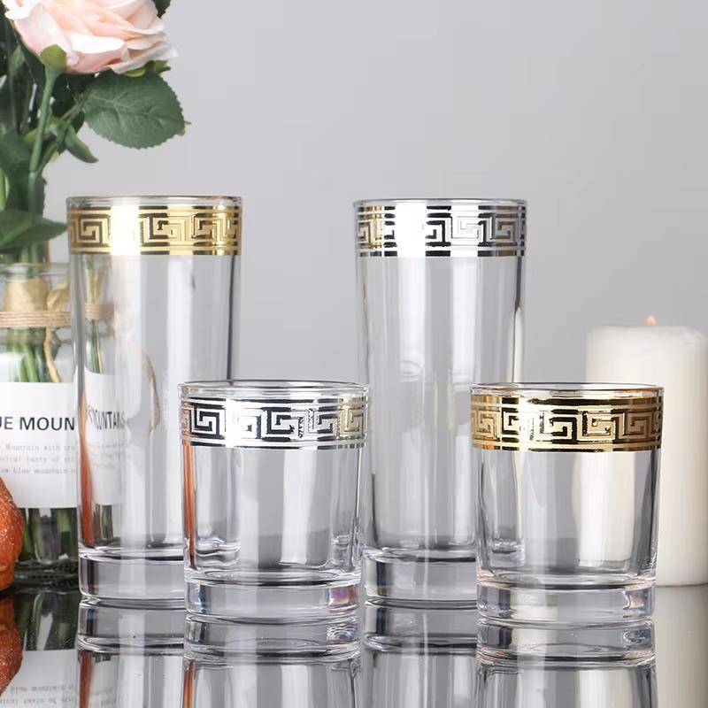 Phnom Penh Europeiska Glas Brandy Champagneglas Höga Vinglas Kristallvinglas Bord Hushållsglas