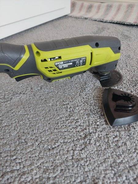 Ryobi Multiverktyg R18MT3