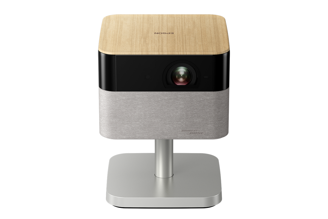 Epson Lifestudio Flex Plus EF-72 Ek, bärbar smart projektor, Sound by Bose, Google TV, 4K Pro UHD, LED-sidobelysningsfunktion, justerbart stativ, användning inomhus/utomhus, fem års garanti*