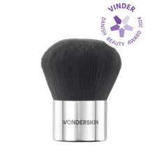 Kabuki Brush