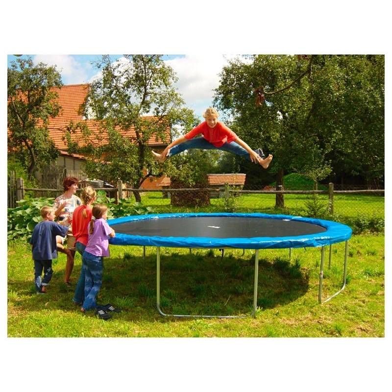 Have trampolin