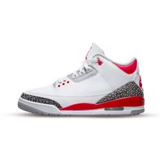 Jordan 3 Retro "Fire Red 2022" 39