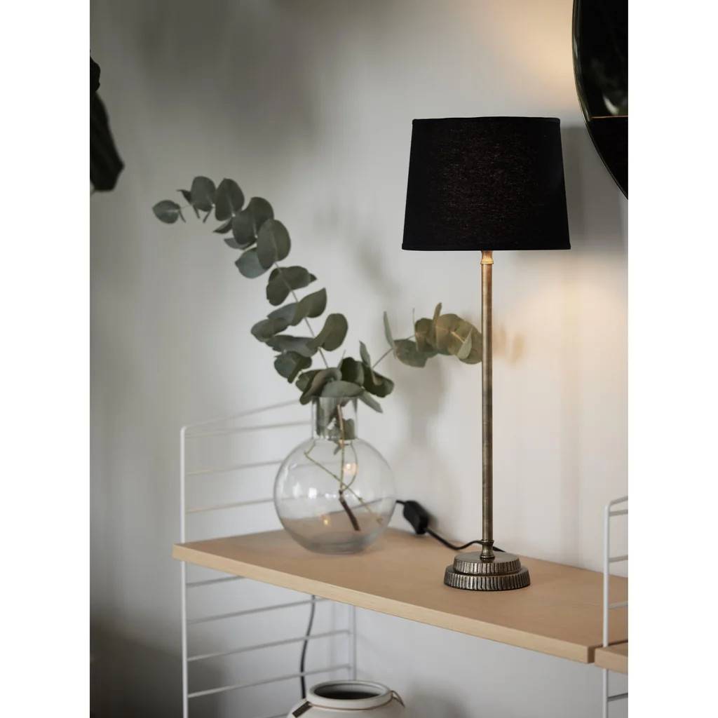 PR Home Kent Bordslampa med Svart skärm & Mässingfärgad fot 71011x420FR09