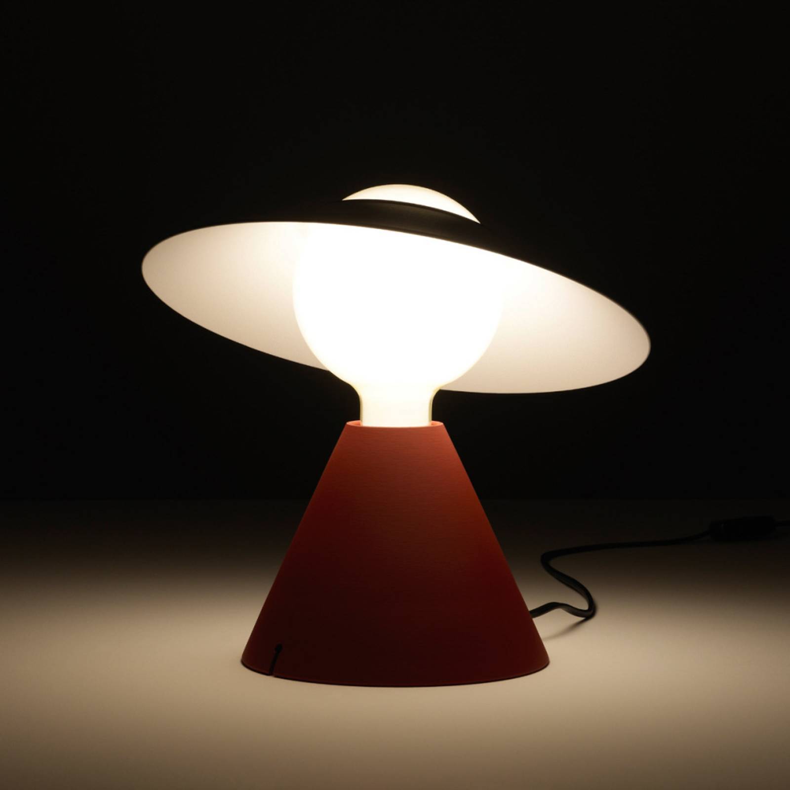 Stilnovo Design bordslampa Fante, Röd, Vardagsrum / matsal, Syntetmaterial, Design, Bordslampa
