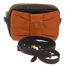 Prada Vintage Shoulder Bag Stl. - Axelremsväskor Från Magasin - Orange (W 16cm x H 11cm x D 4cm)