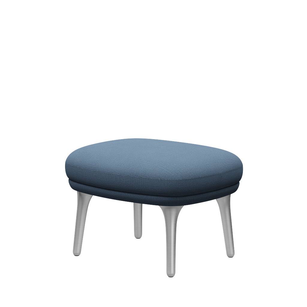 Ro Skammel m. stel i aluminium fra Fritz Hansen Christianshavn - 1152 Light Blue - Jacobsen Plus