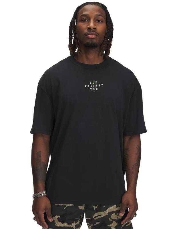 UNDER ARMOUR: PROJECT ROCK HEAVYWEIGHT T-SHIRT - SVART (Medium)