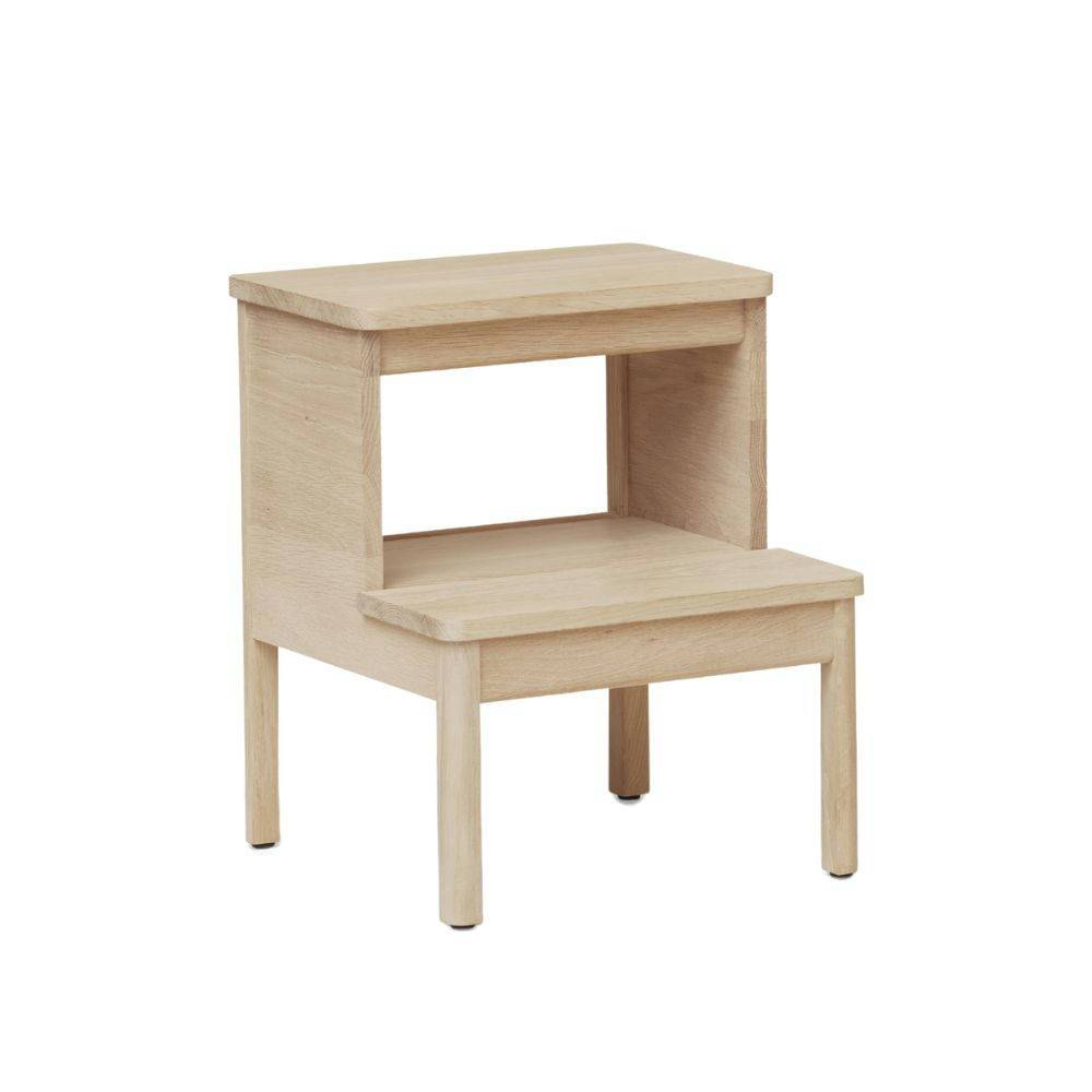 Form & Refine A Line Steppall Fotpall White Oak