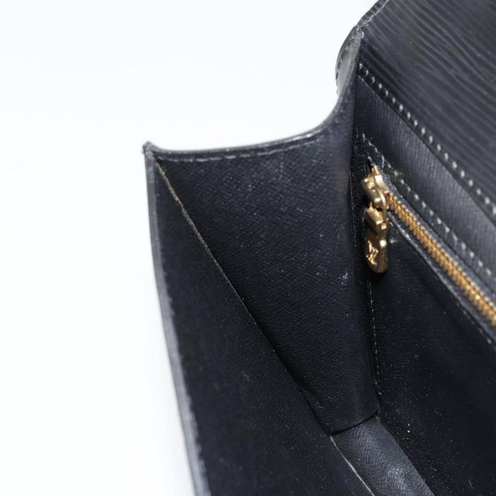 Louis Vuitton Vintage Louis Vuitton Montaigne W 23cm x H 15cm x D 3.5cm - Clutches hos Magasin