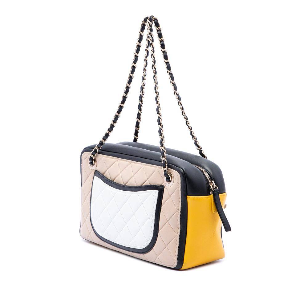 Chanel Vintage Chanel Handbag L 18.50cm x W 30cm x D 10cm - Håndtasker hos Magasin.
