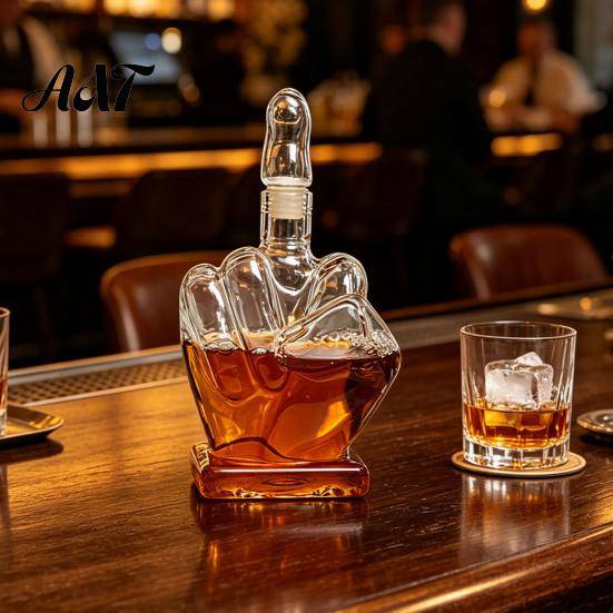 Festdryckesartiklar Grundläggande Mellanfinger Whiskeykaraff, 1000 ml Glasnäve Dispenser med Propp, Förseglad Propp Unik Handform