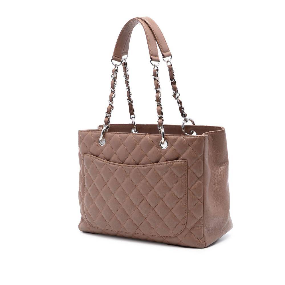Chanel Vintage Chanel Tote L 24.50cm x W 33cm x D 13cm - Totebags hos Magasin.