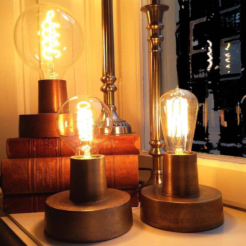 Industrilampa -  NOTICE lampfot / lampa (Vägg-& bordlampa)