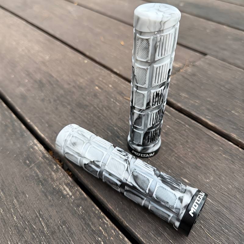 Durable Anti-slip Shock-absorbing Mountain Bike Handlebar Grips | Rubber Material, Mixed Colors, Brand: Motsuv