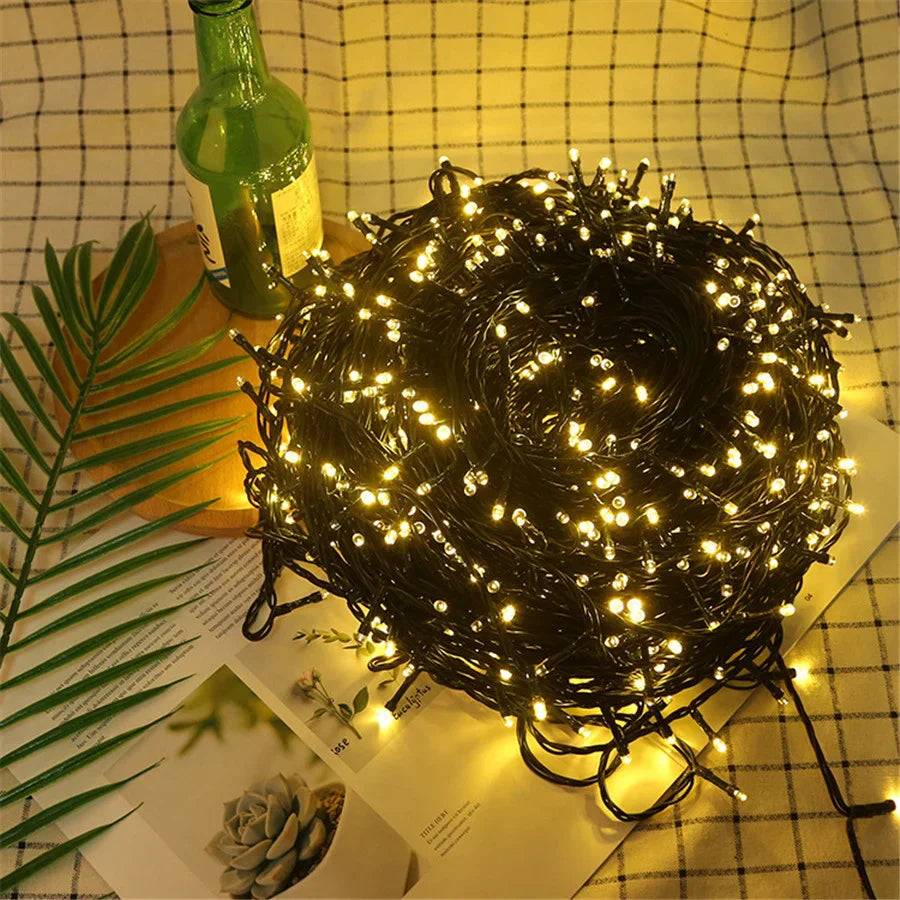 FairyGlow Belysning - Magisk Belysningslösning för Evenemang - Varm vit / 20m 200 LED-lampor