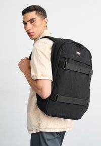 BACKPACK PLUS UNISEX - Ryggsäck - desert sand