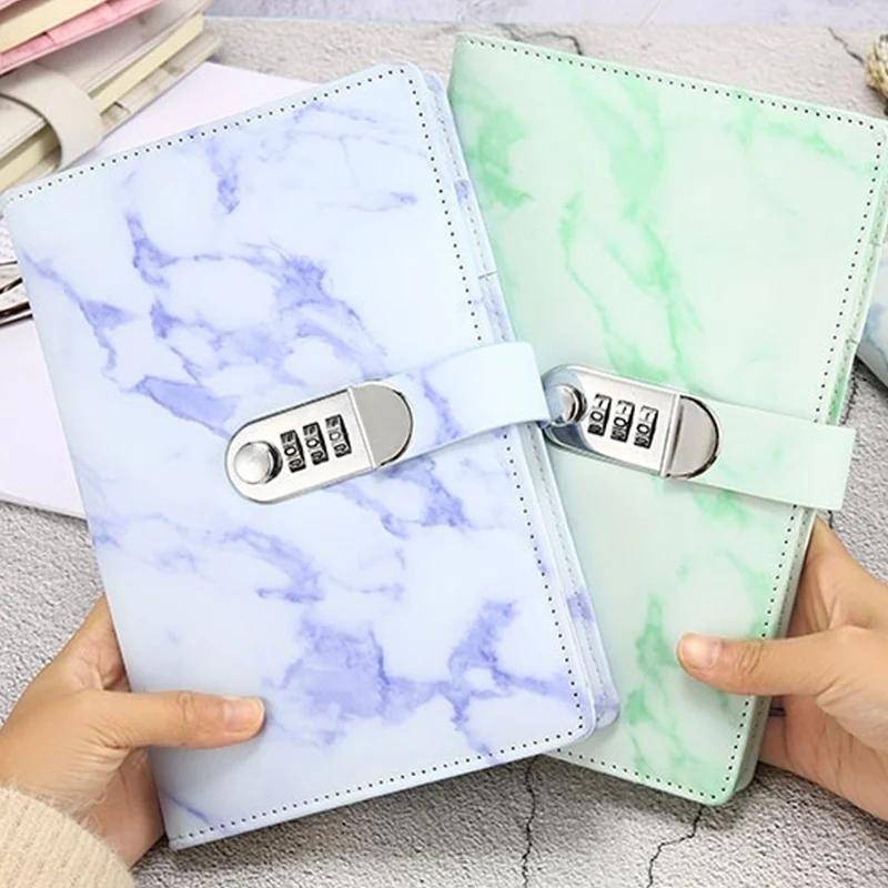 A5 Läder Retro Lösenordsanteckningsbok med Lås Tidskrifter Förtjocka Handbok Handbok Student Skrivmaterial Anteckningsblock Dagbok Pärm Gåva svart