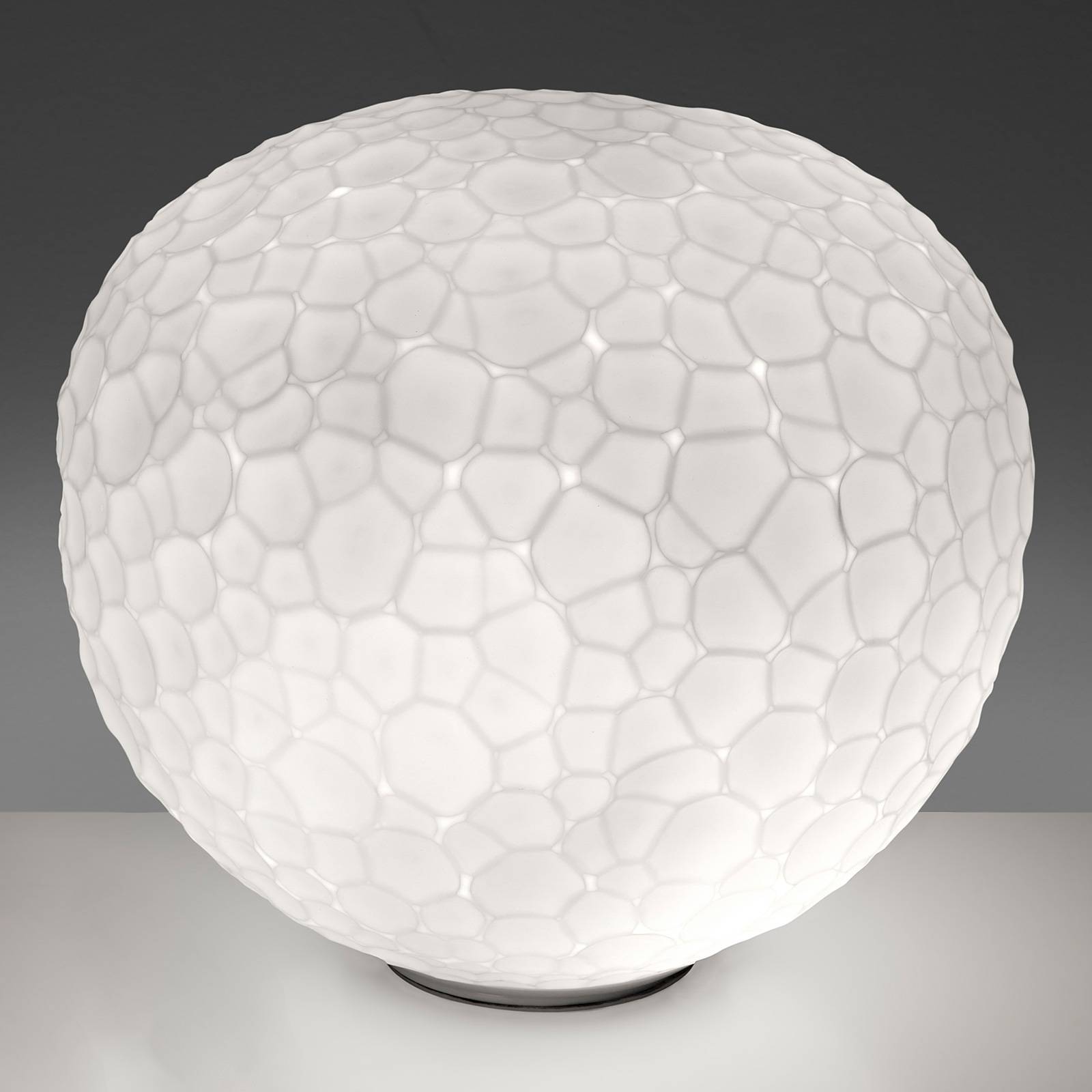 Artemide Design bordslampa Meteorite, dimbar, Vitt / opal, Vardagsrum / matsal, Glas, Design, Bordslampa
