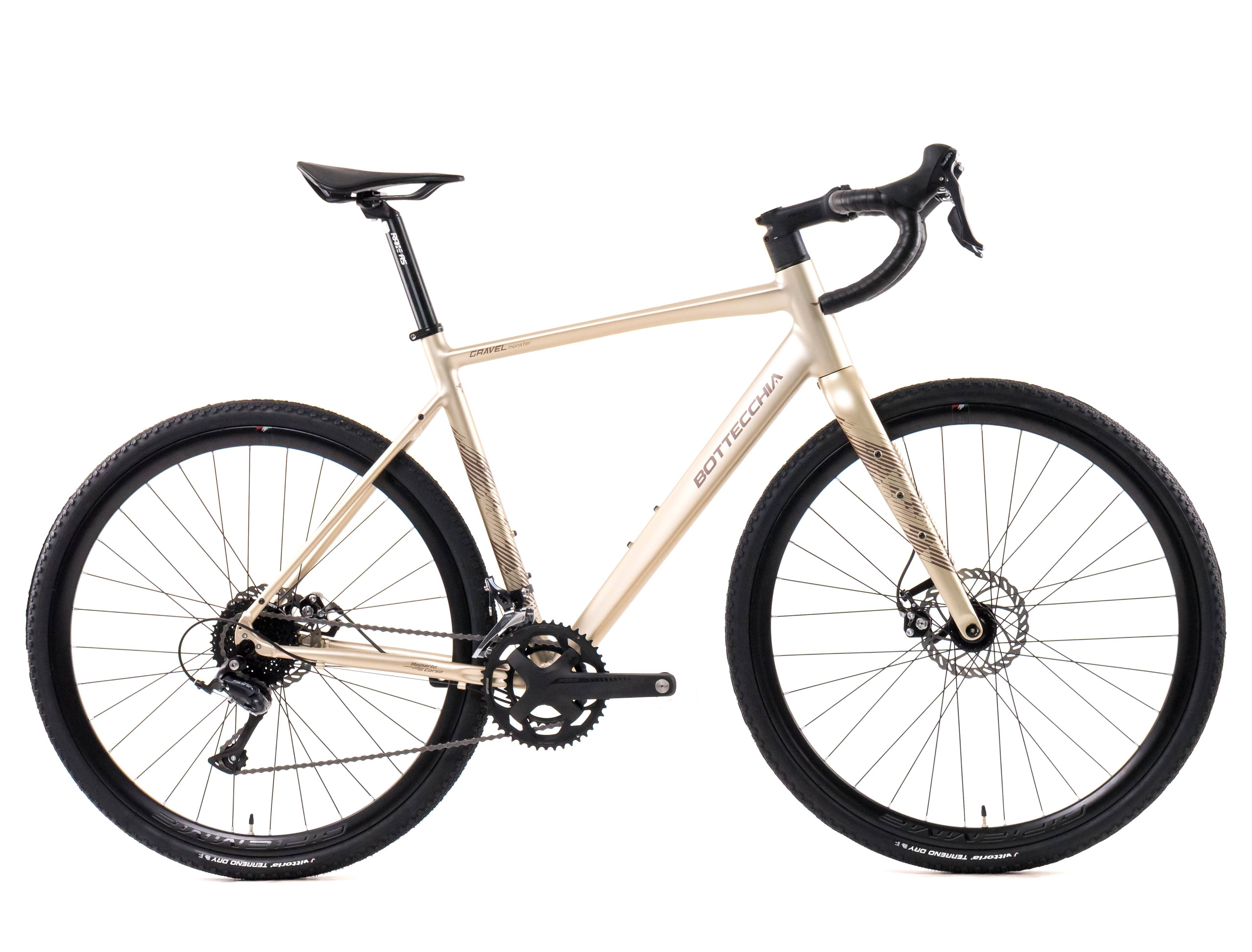 Bottecchia 47U Gravel Monster 2025 - Shimano Sora Mix 2x9sp - GPM 825/3 alu TLR 30/23 - 002 / 48 / B4 SABBIA OPACO