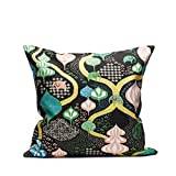 Dekorationskudde 50 cm x 50 cm – Saga Forest – svart/multi