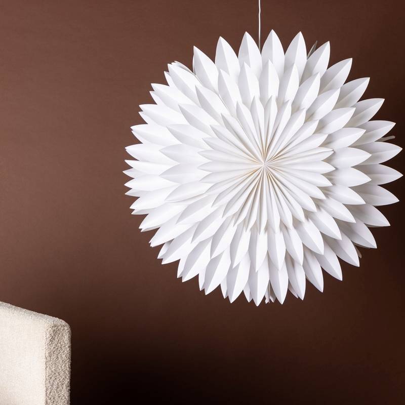 Icey - Stjerneformet loftlampe i hvidt papir, tre størrelser 80 cm.