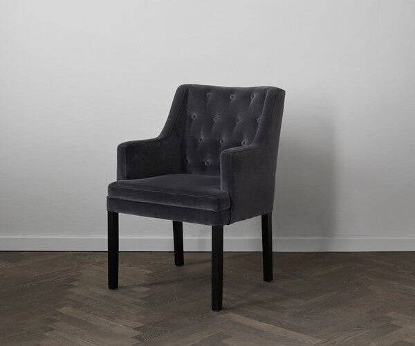 Mossroom Huxton spisestol - grå velour - knapper - Oak Brown