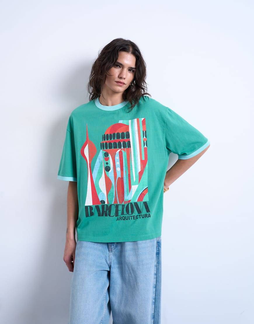 Topshop – Grön t-shirt i oversize med kontrasterande kantrand och Barcelona-tryck-Grön/a