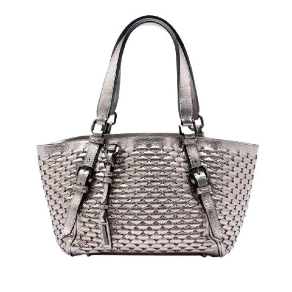 Burberry Vintage - Pre-owned Metallic Woven Leather Tote Vintage - Dam - ONE Size - Läder