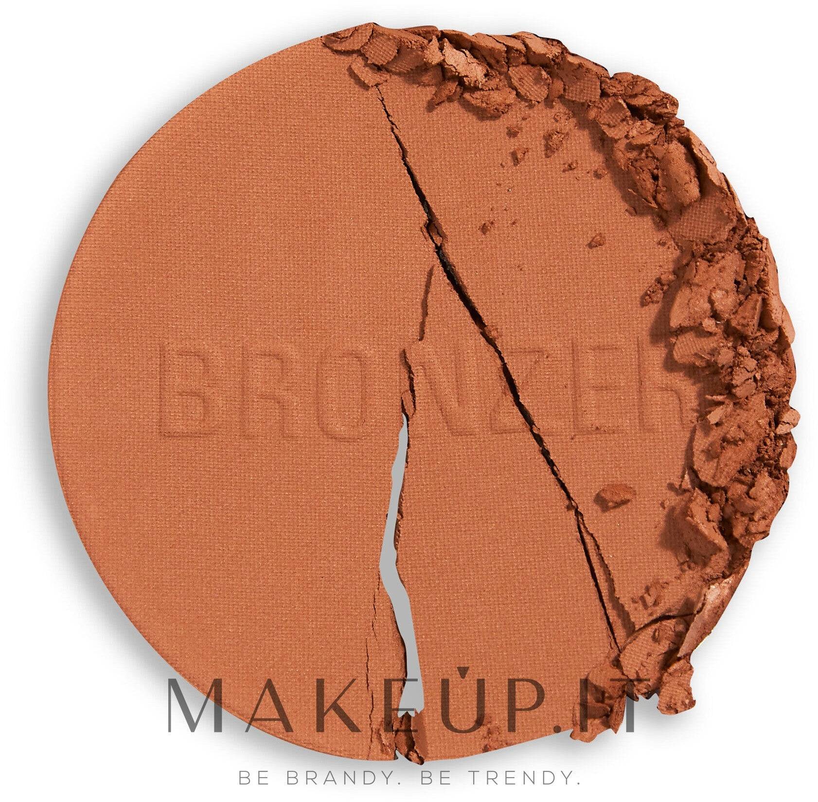 Makeup Revolution Relove Super Matte Finish Deserto 6 g — Cipria Abbronzante