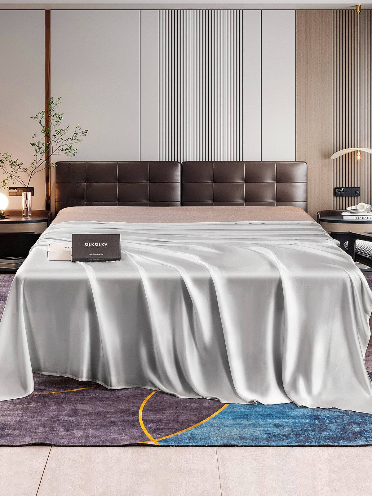 22Momme Mullbärssilke Sömlöst Platt Lakan - Silver / 1,8m Säng(290x275cm)