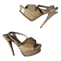 Yves Saint Laurent Patent leather sandal