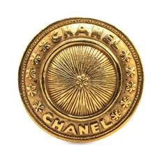 Chanel Vintage, Vintage , Dame, Gul, ONE SIZE, Brugt Dekorativ Rundt Ornament med Blomster- og Indskriftsdetaljer