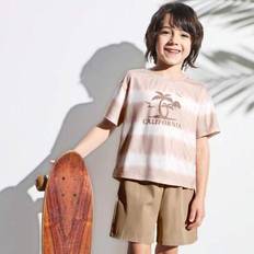 Unga pojkar Tie Dye Coconut Tree Mönster Khaki Color Block och lösa Khaki Shorts 2 delar Set, Casual Holiday Style - Beige (6Y,7Y,4Y,5Y)