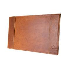 Alpenleder Schreibtischunterlage - TIROL (Handgefertigt) - Nachhaltiges Bio-Leder aus regionaler Landwirtschaft | Schreibtischunterlage leder, Mit Dokumentenfach *Fair Produziert* (68 x 45cm, Cognac)