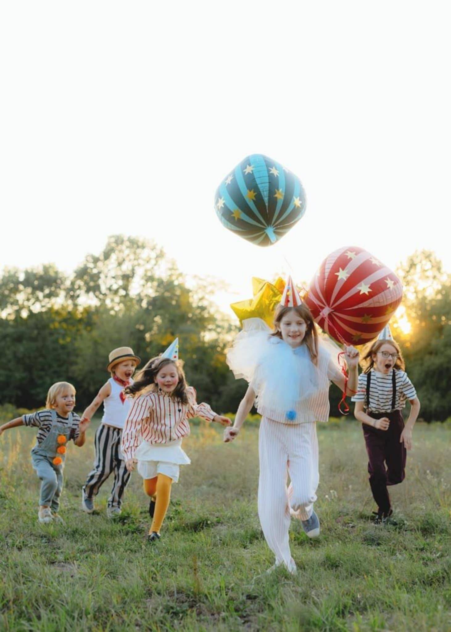 Cirkus Rød Folieballon 75 cm