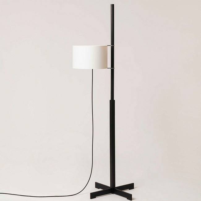 TMM Gulvlampe Sort Eg/Hvid skærm - Santa & Cole