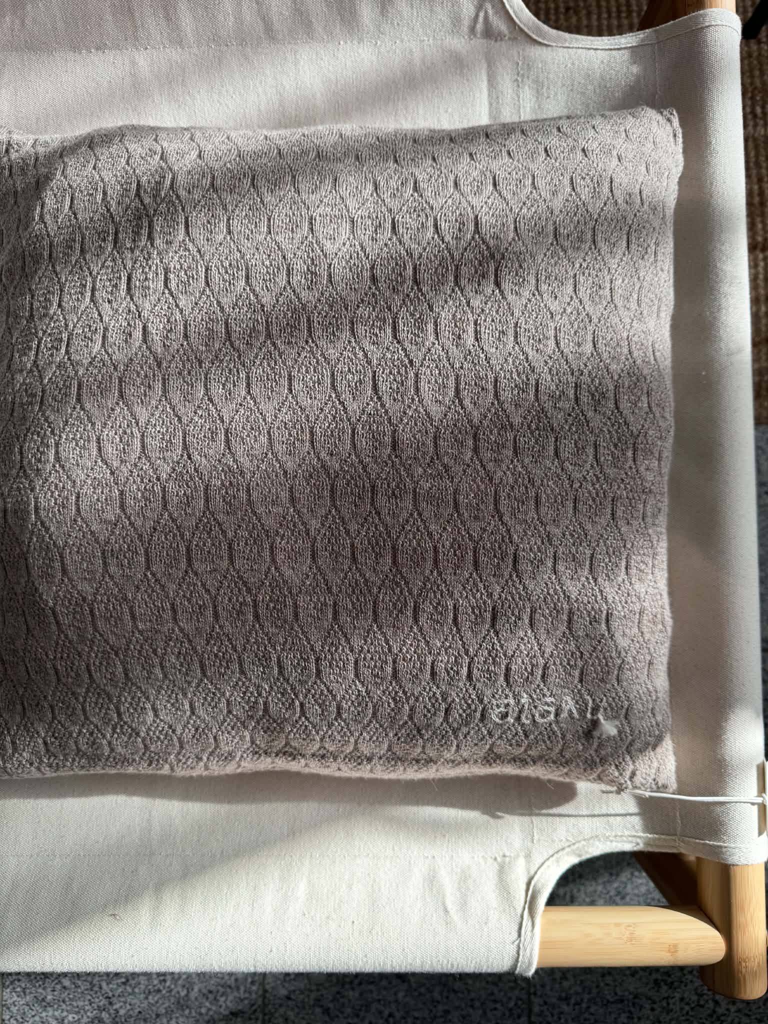 aiayu - Raul Classic Pude, 50x50 cm., Fås i 2 farver - Nougat Melange & Desert Blush - Desert Blush