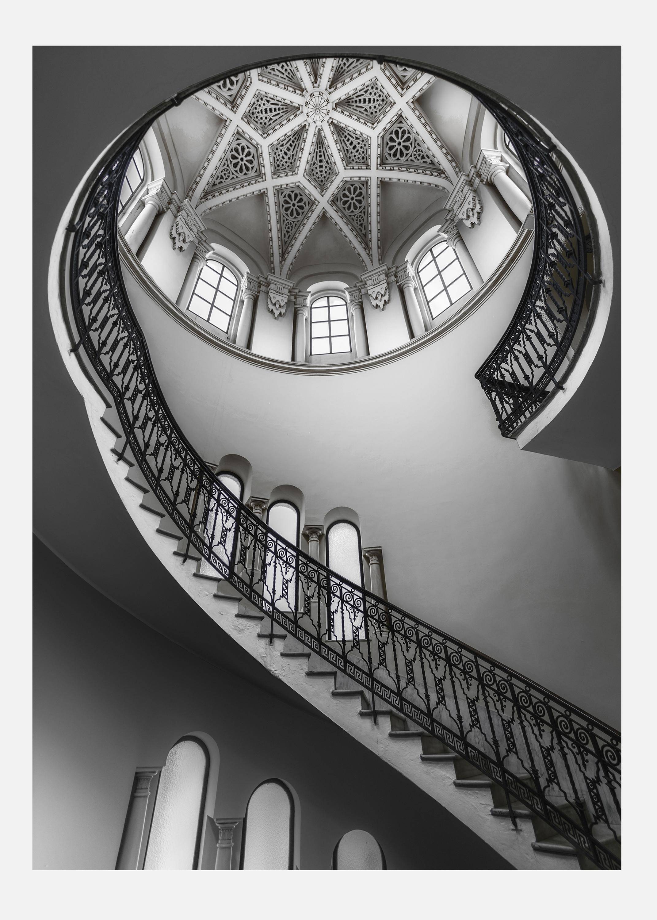 Stairs To Light Canvastavla (70x100 cm)