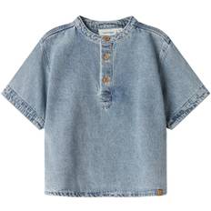 Lil' Atelier Nmmfundo SS Loose DNM Shirt 4331fd Stl. 104 pojkar - Skjortor Från Magasin - Blå (104)