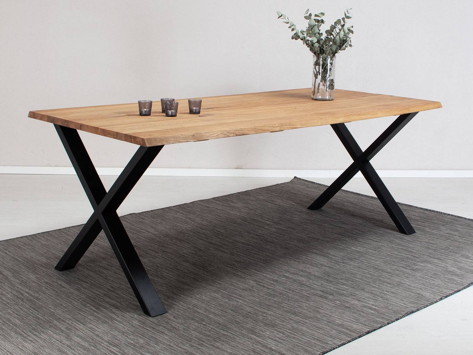 Plankebord i massiv eg | Model Curve Med X-Base i stål | 120x80 cm / Mocca Olie.