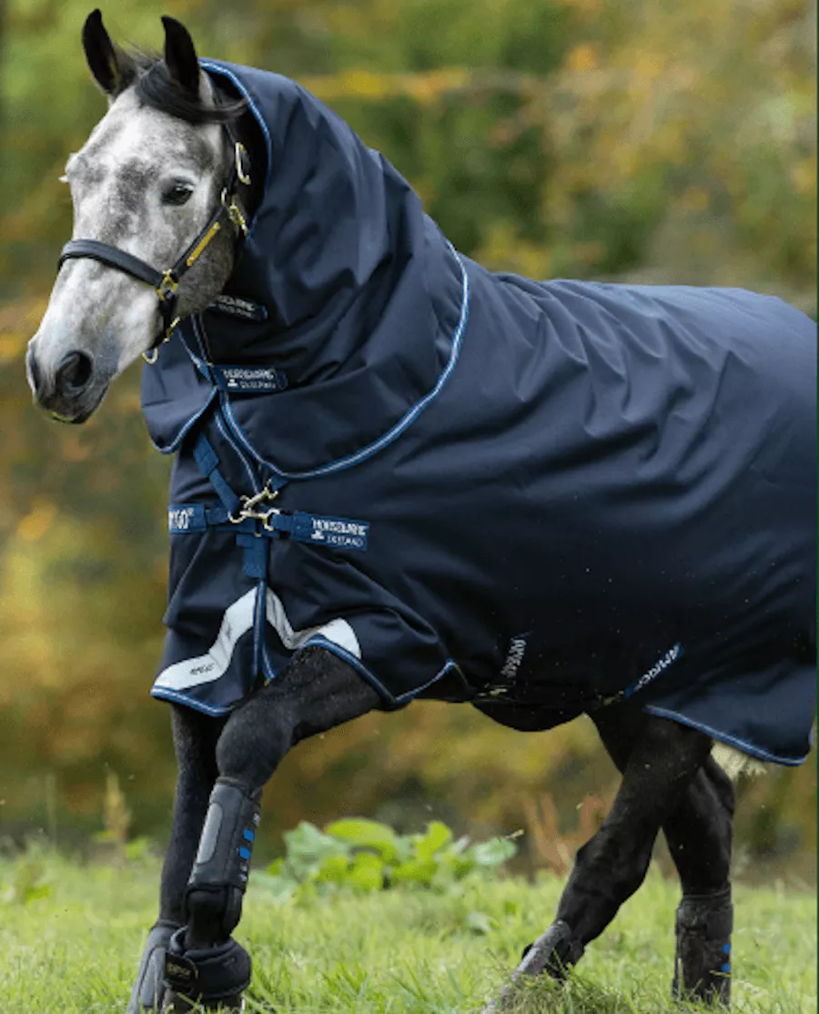 Amigo Bravo 12 Tripple Plus Heavy/ 50G inkl hals, liner 100G + 300G fra Horseware.